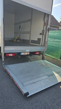 Transportør Lastbil ford transit truck with tail lift i Dilbeek Belgien